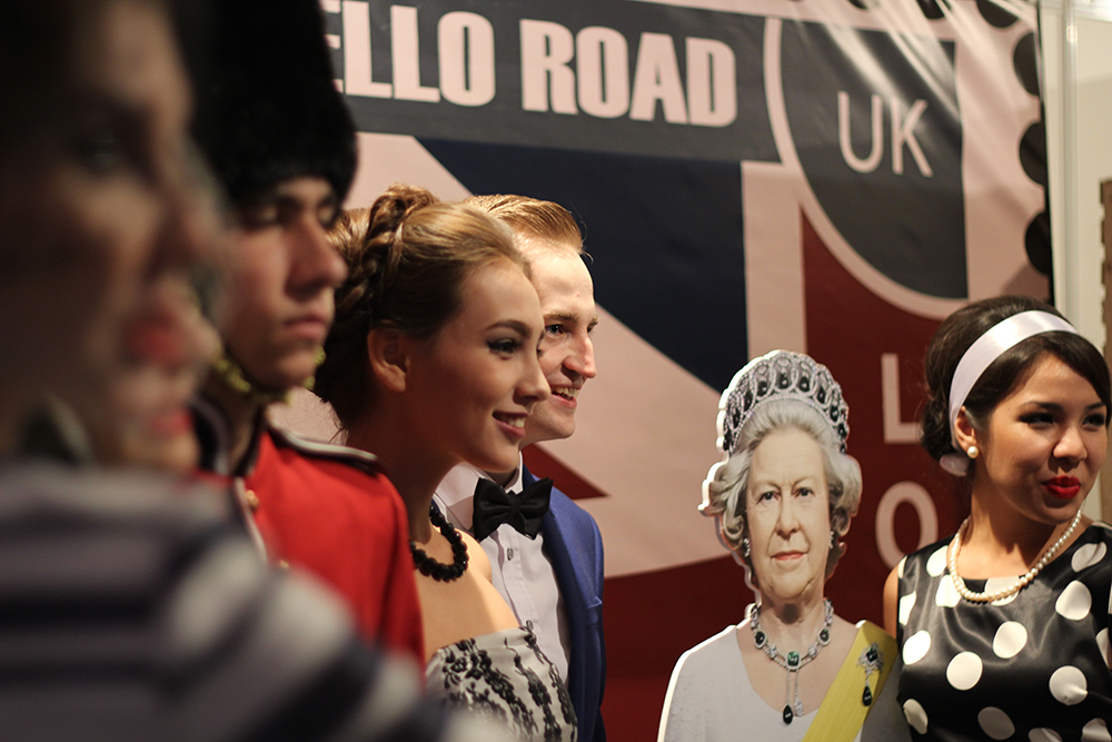 ВЫСТАВКА АНТИКВАРИАТА, ПРЕДМЕТОВ КОЛЛЕКЦИОНИРОВАНИЯ И СОВРЕМЕННОГО ИСКУССТВА PORTOBELLO ROAD