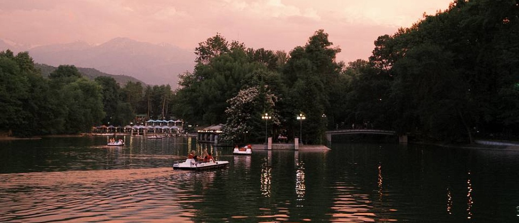 Amusement parks in Astana and Almaty: top places for fun and leisure
