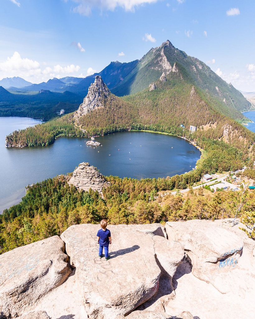 Kazakhstan in the lens of British and French photographers