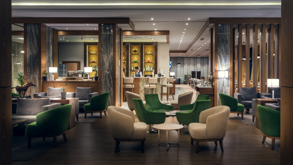 Lobby bar.JPG