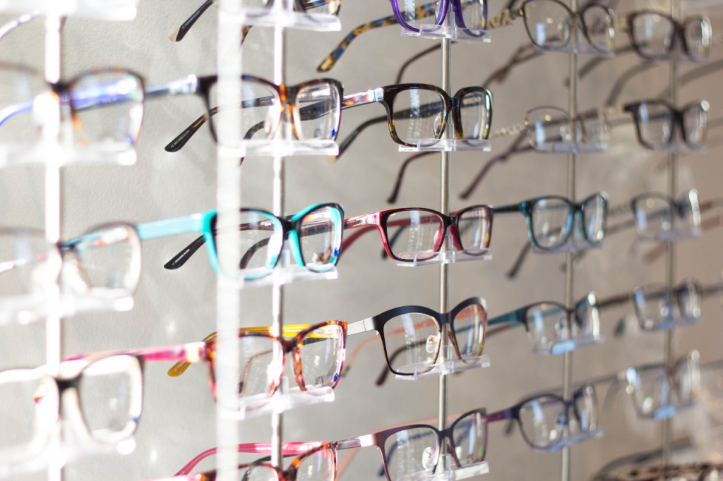 optika.jpg optika.jpg