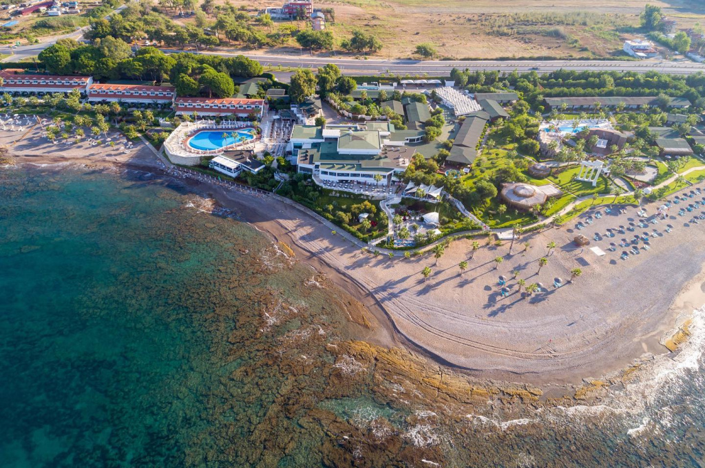 Flora Garden Beach