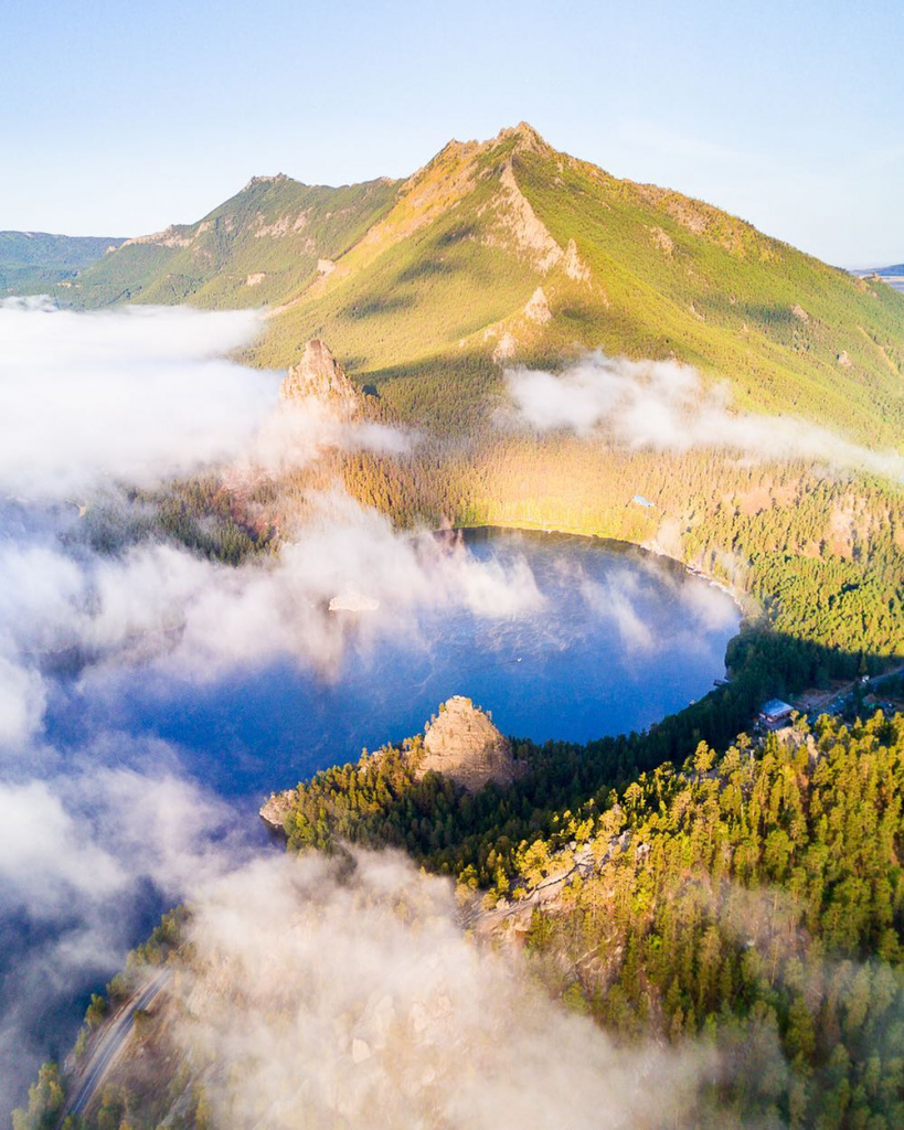 Kazakhstan in the lens of British and French photographers