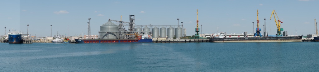 панорама порта.JPG