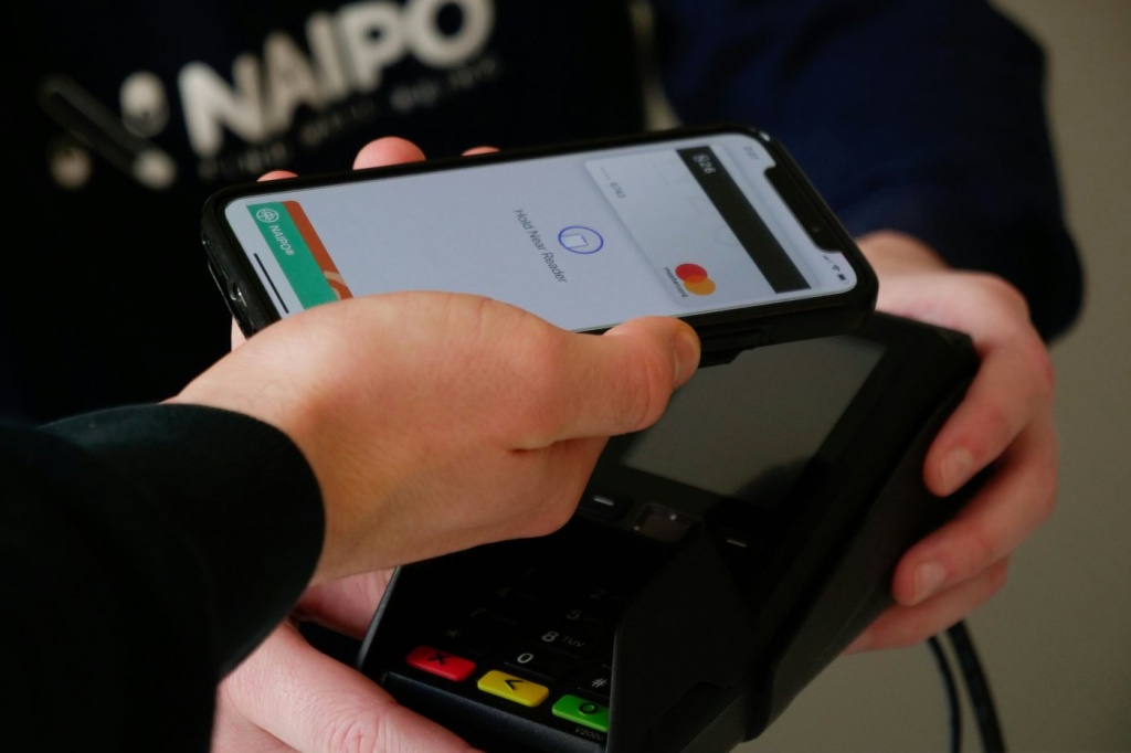 How to use online cards