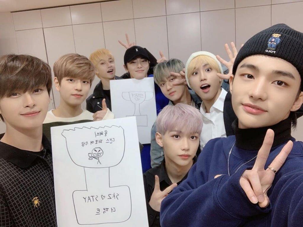 Stray_Kids.jpg