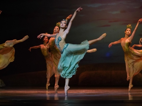 prem-era-xi-teatral-nogo-sezona-astana-balet-snova-na-scene-teatra