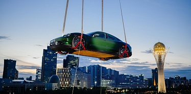 Новый Porsche Taycan уже в Казахстане