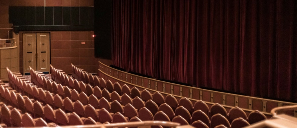 luchshie-teatry-ashhabada-6-mest-dlya-kul-turnogo-otdyha