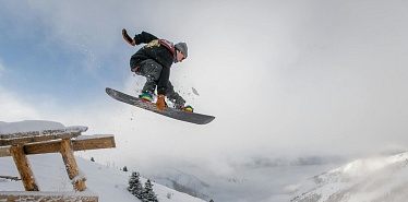 10 places in Almaty to rent winter clothing and ski equipment