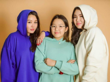 aza-stan-men-yr-yzstanny-zhastar-a-arnal-an-8-ki-m-brend