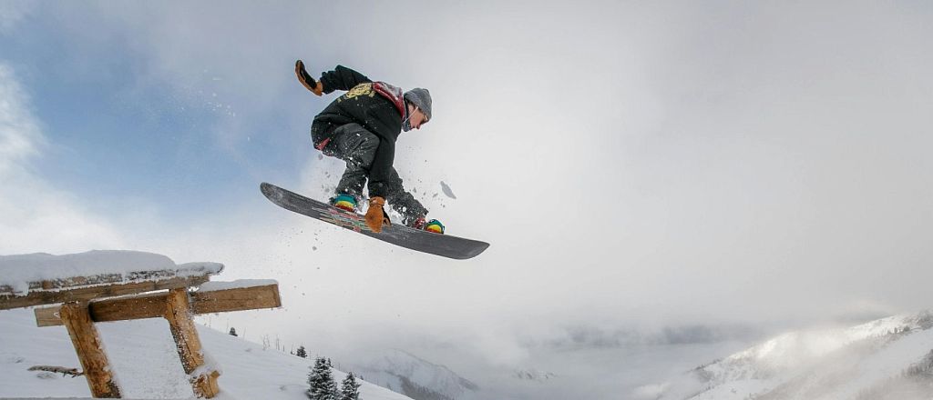 10-places-in-almaty-to-rent-winter-clothing-and-ski-equipment