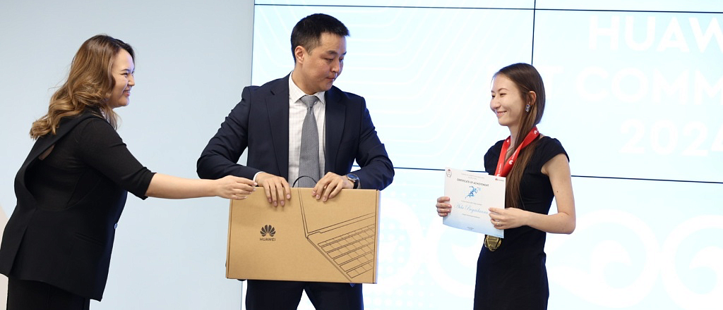 stazhirovka-v-kompanii-huawei-kak-studenty-uchastvuyut-i-pobezhdayut-v-huawei-ict-competition