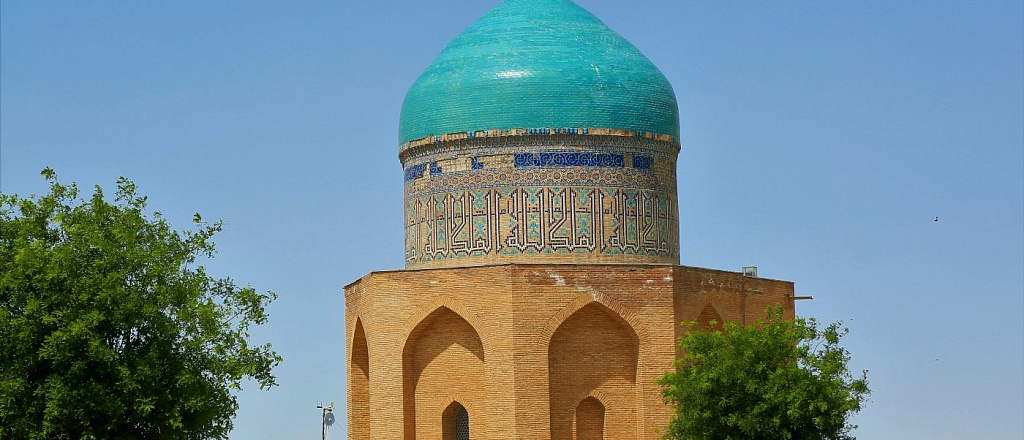 kuda-shodit-v-turkestane-glavnye-razvlecheniya-i-dostoprimechatel-nosti