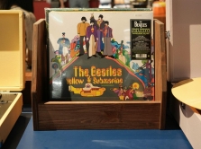 sem-mendes-snimet-chetyre-fil-ma-ob-uchastnikah-the-beatles