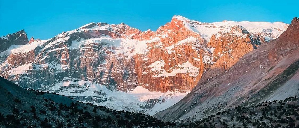 differences-among-the-pamir-peoples-of-tajikistan-language-traditions-and-culture